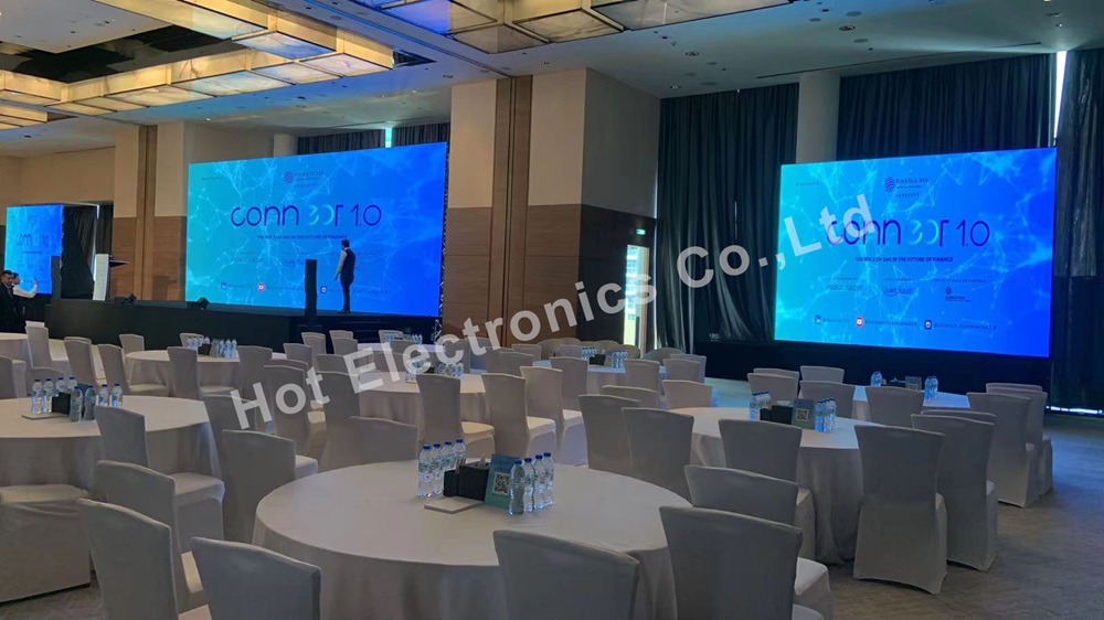 Comhdháil faoi Dhíon P2.6 LED Video Wall_2